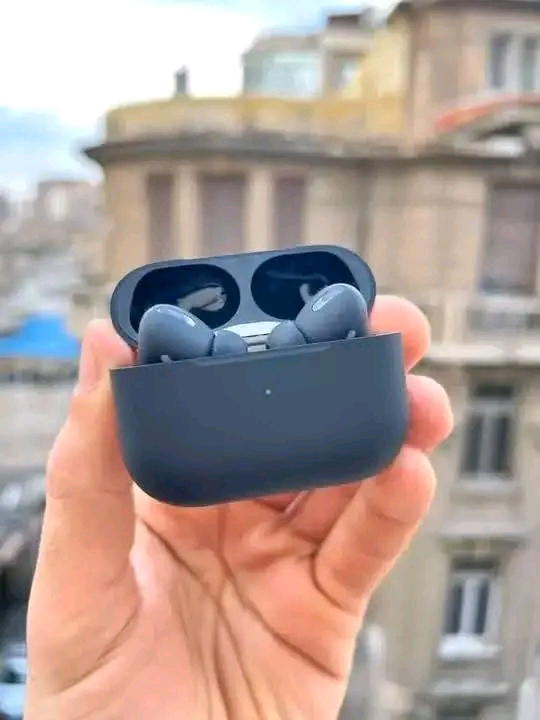 ايربودز برو سوده Preview Image