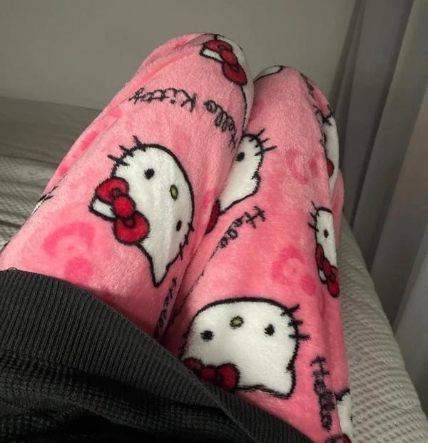 Hello kitty winter pants Image 1 Preview