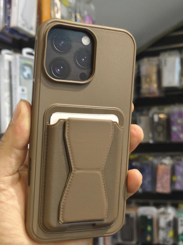 ايفون16pro max محفظة ستاند جلد  Image 2 Preview