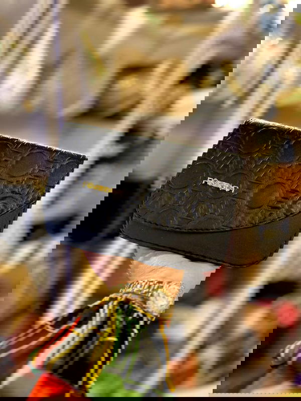  ( كروس حريمي اشكال ) المقاس :13*18 Image 1 Preview