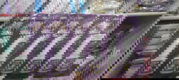 لزق ضوافر Image 2 Preview
