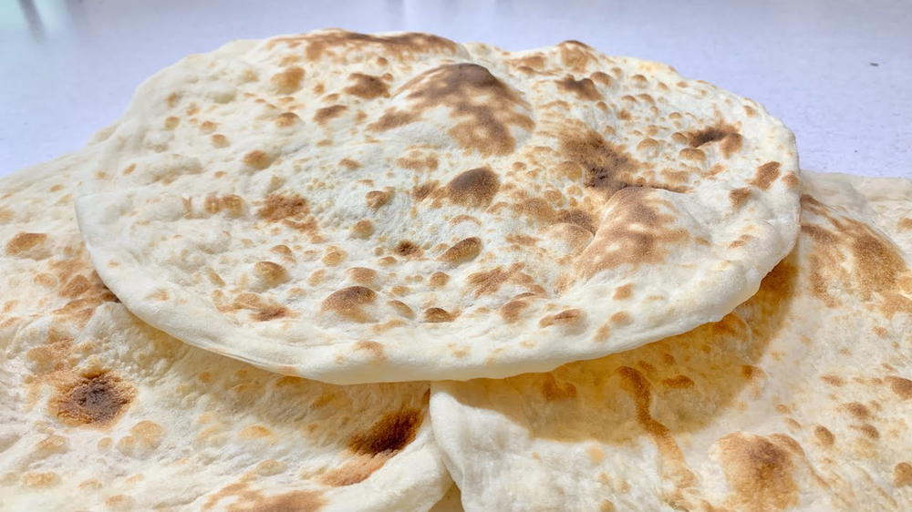 خبز حار (6) قطع Preview Image