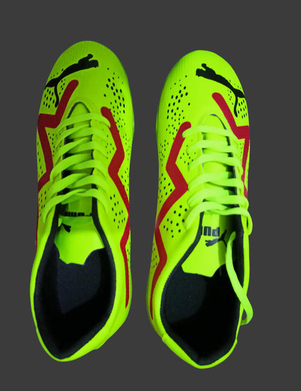حذاء كرة قدم  Image 1 Preview