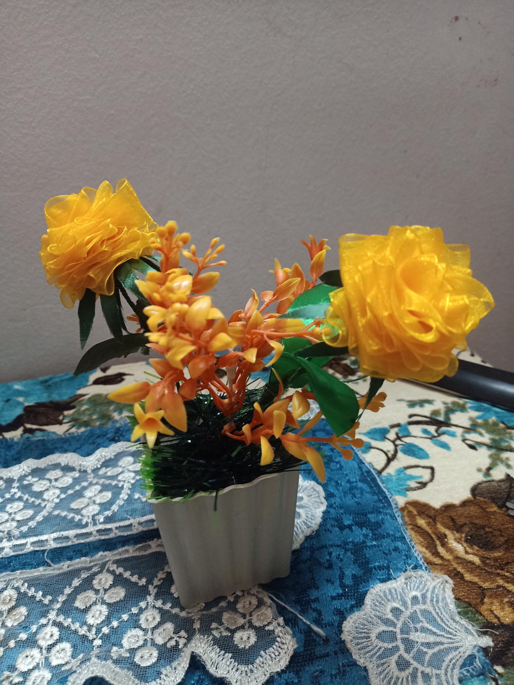 فازة ورد صغيرة Preview Image