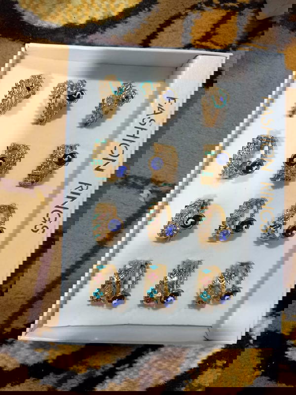 خاتم الخرزه الزرقاء الذهبى Image 1 Preview
