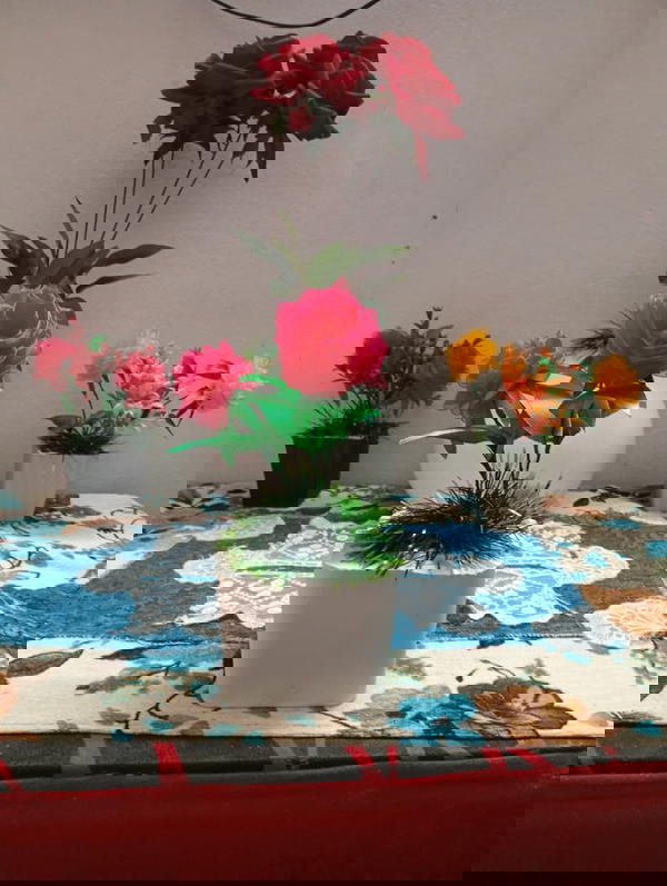 زهرية ورد وسط Image 1 Preview