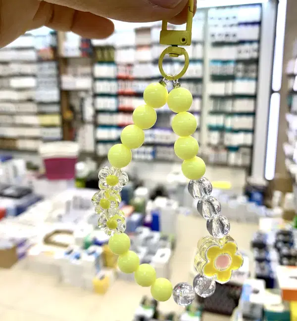 مدالية خرز للموبايل اكثر من ١٢ شكل والوان Image 7 Preview