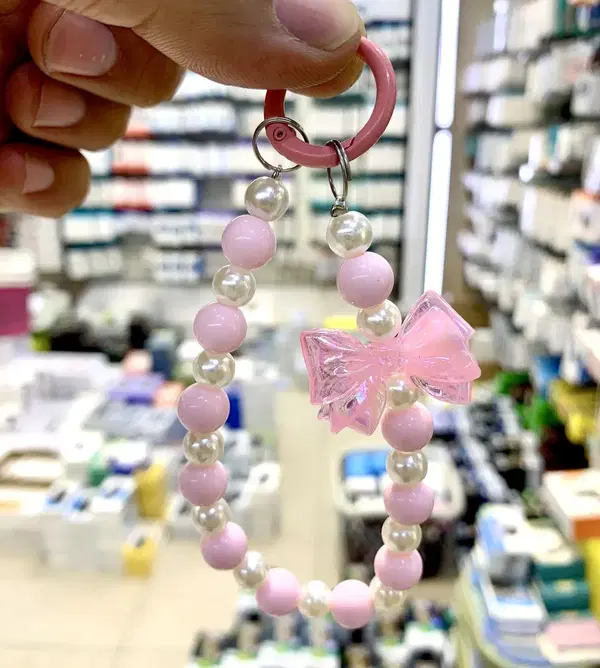 مدالية خرز للموبايل اكثر من ١٢ شكل والوان Image 8 Preview