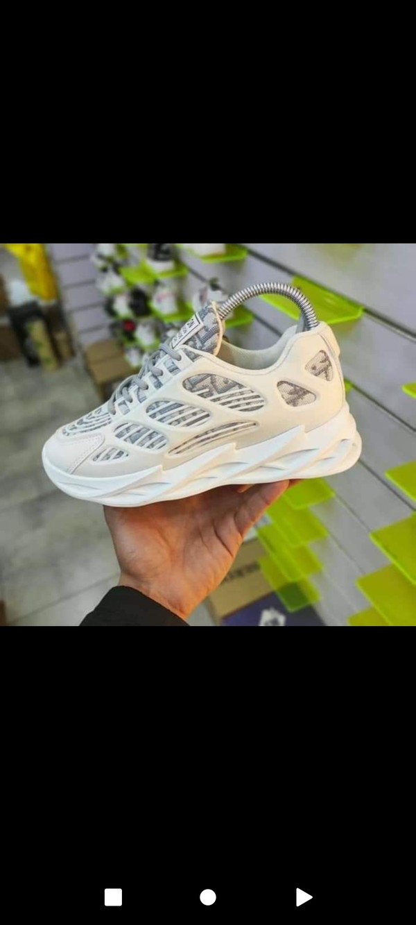 كوتشي رياضي Image 1 Preview