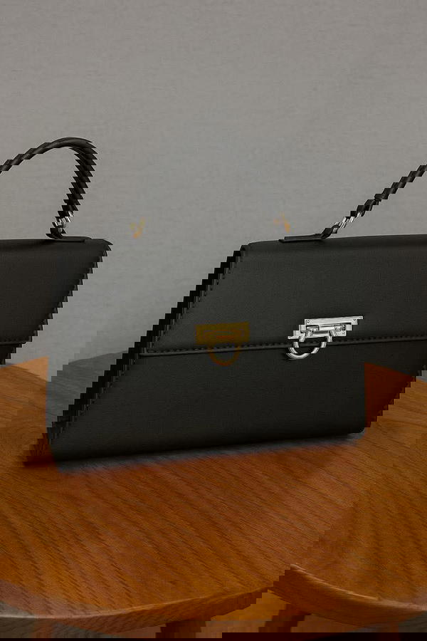 ELEGANT D-LOCK BAG 💼 Image 4 Preview