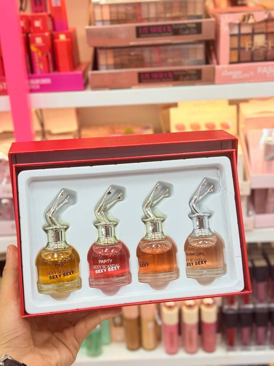 بكج عطورات سكاندل 4 قطع  Preview Image