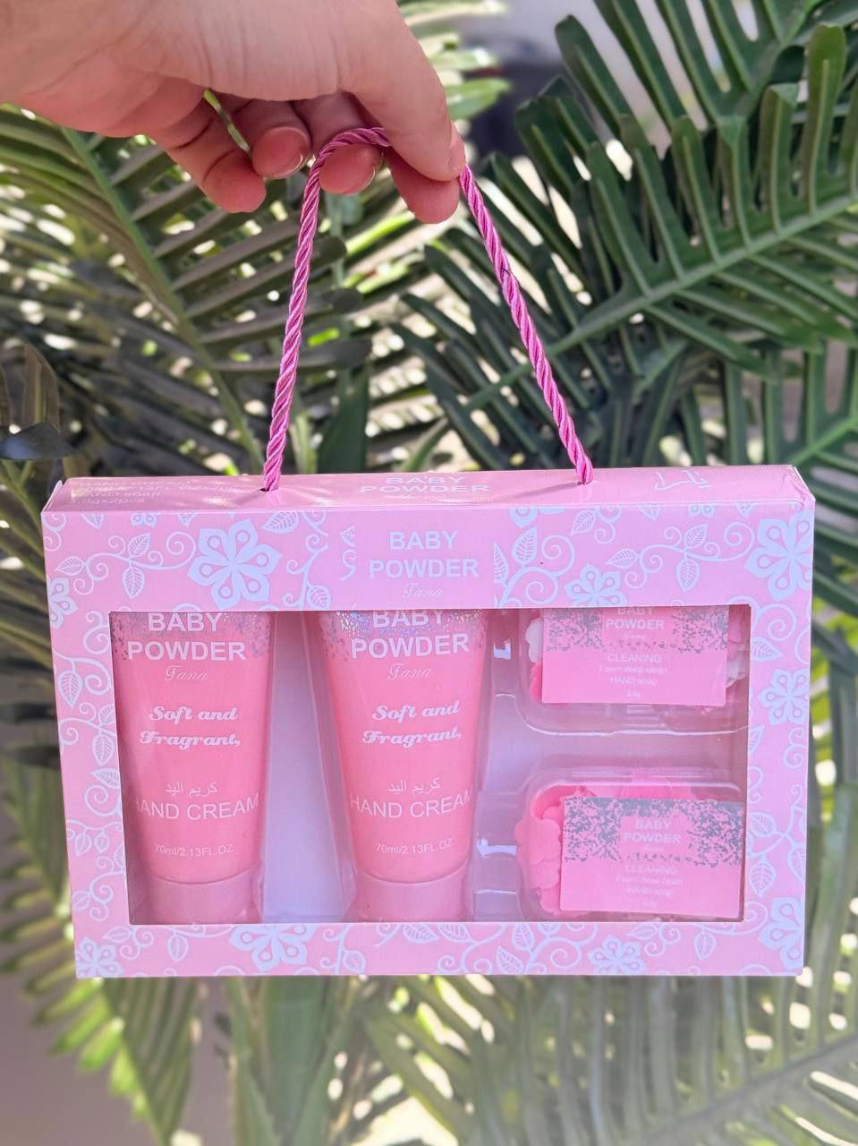 بكج بيبي باودر 4 قطع2 كريم يد 2 صابونة 😍😍😍 Preview Image