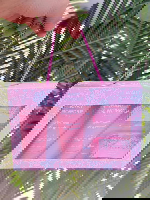 بكج بيبي باودر 4 قطع2 كريم يد 2 صابونة 😍😍😍 Image 1 Preview