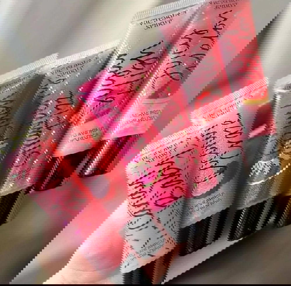 جلوس بديل فكتوريا سيكرت  Preview Image