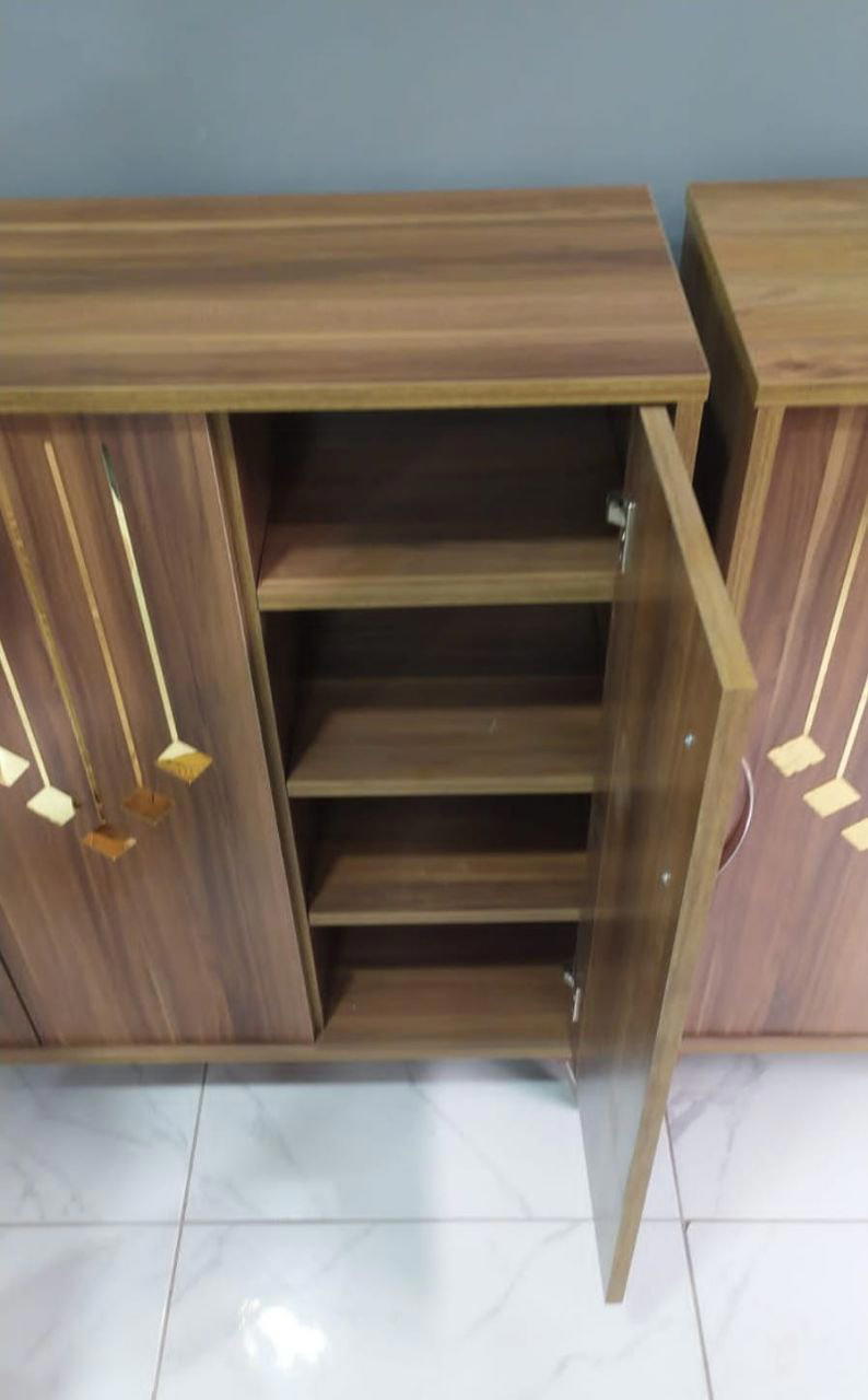 خزانة أحذية دفتين Preview Image