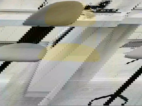 كرسي البار Image 2 Preview