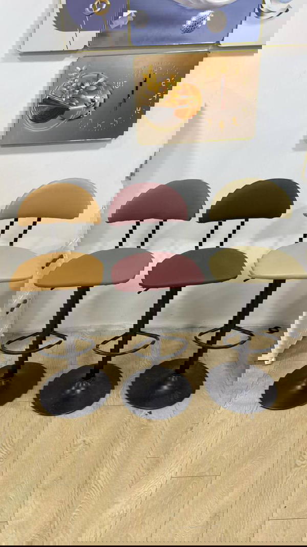 كرسي البار Image 3 Preview