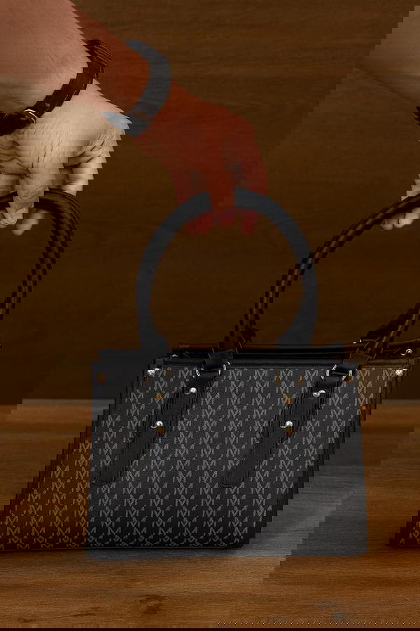 كولكشن M الأسطوري وصل! 🛍️ Image 2 Preview