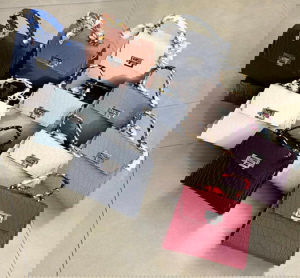 كولكشن CROCO الكامل - 10 شنط فاخرة! 🌟كولكشن حصري × جلد كروكو × قفل معدني راقي × وشاح حريري! ? Image 1 Preview