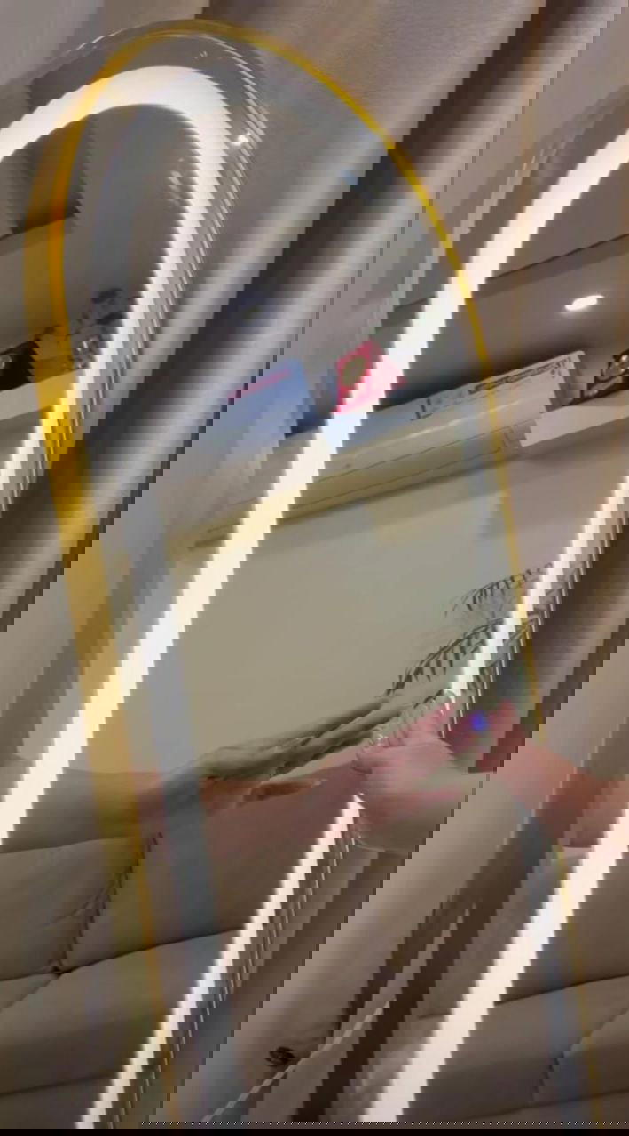 مرآة مضيئة دهبي  Preview Image