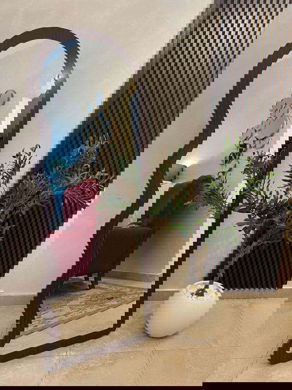 مراه اطار خشبي متعرج Image 1 Preview