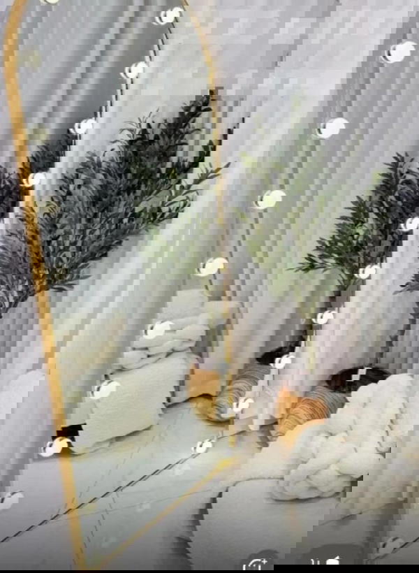 مراية لون ذهبي مع اضاءة المقاس١٨٠ سم                  ٨٠ سم Image 1 Preview