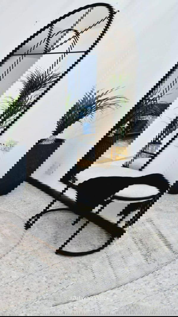 مراية مع مقعد عليها  Image 5 Preview