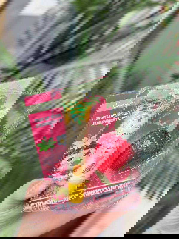 مرطب شفايف مع مقشر  Image 1 Preview