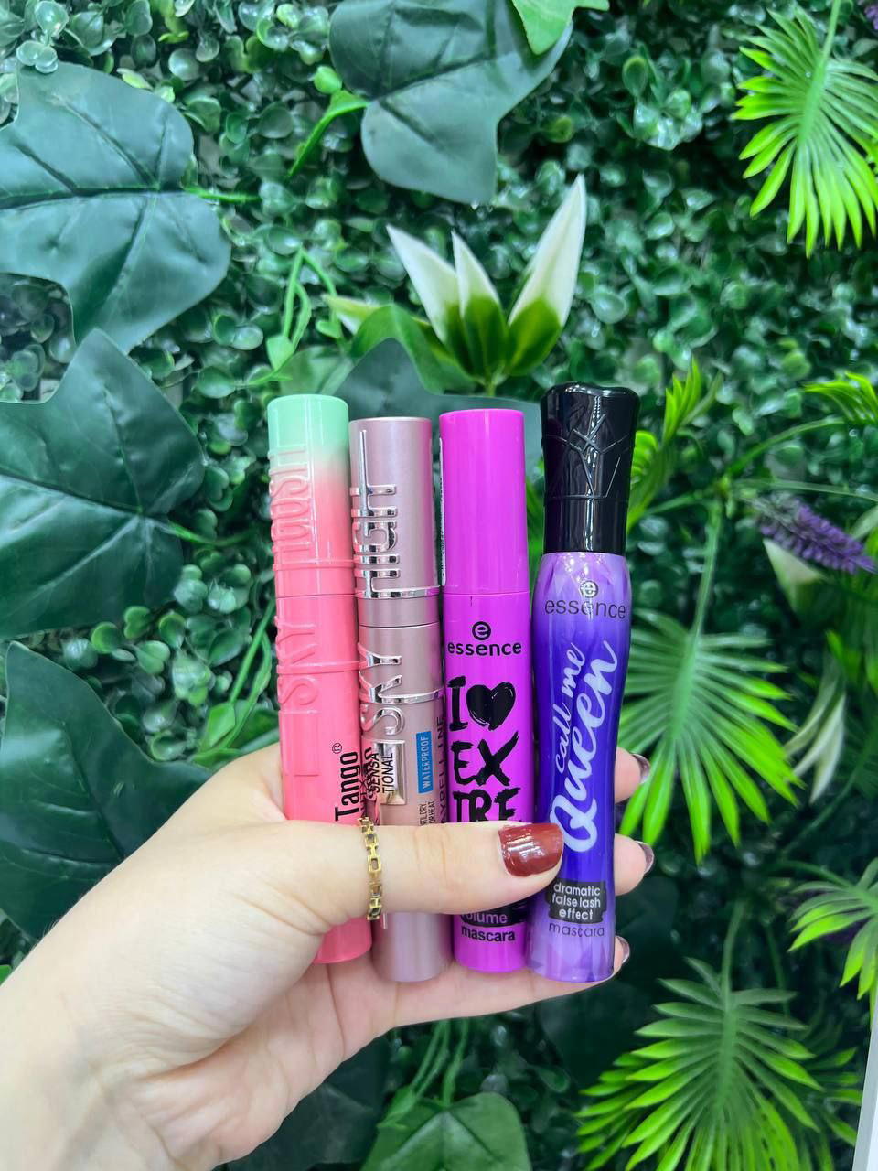 مسكارة روعة Preview Image