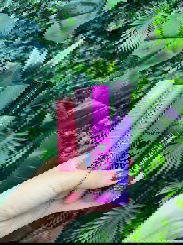 مسكارة روعة Image 1 Preview