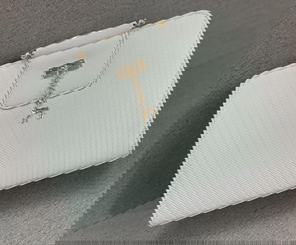 شنط بتصميم مخطط راقي.    Image 1 Preview