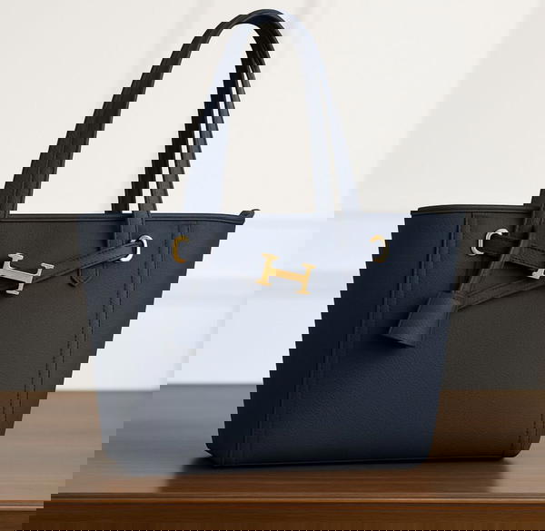 شنطة بقفل Image 2 Preview