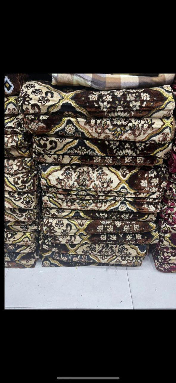 سجاد عجمي اصلي حجم كبير 200*300سم مخمل سوبر سوفت باجمل نقشات واجمل ديزاين    Image 2 Preview