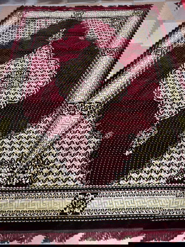 سجاد عجمي اصلي حجم كبير 200*300سم مخمل سوبر سوفت باجمل نقشات واجمل ديزاين    Image 4 Preview