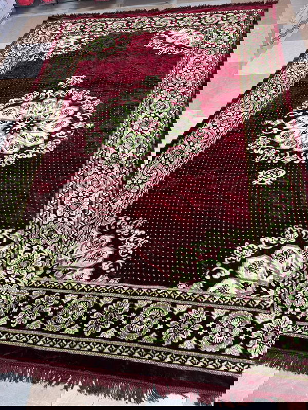 سجاد عجمي اصلي حجم كبير 200*300سم مخمل سوبر سوفت باجمل نقشات واجمل ديزاين    Image 9 Preview