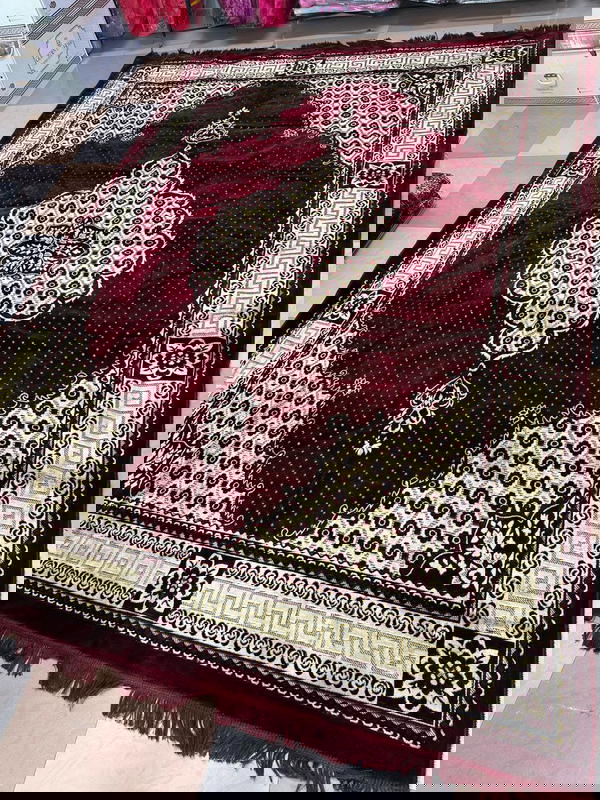 سجاد عجمي اصلي حجم كبير 200*300سم مخمل سوبر سوفت باجمل نقشات واجمل ديزاين    Image 10 Preview