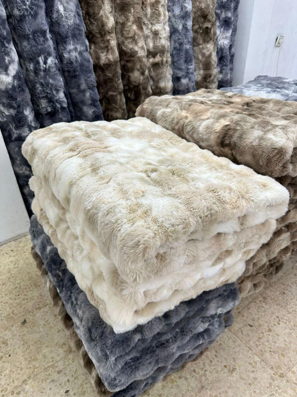 سجاد فرو ارنب حجم 200×160 🟢  Preview Image