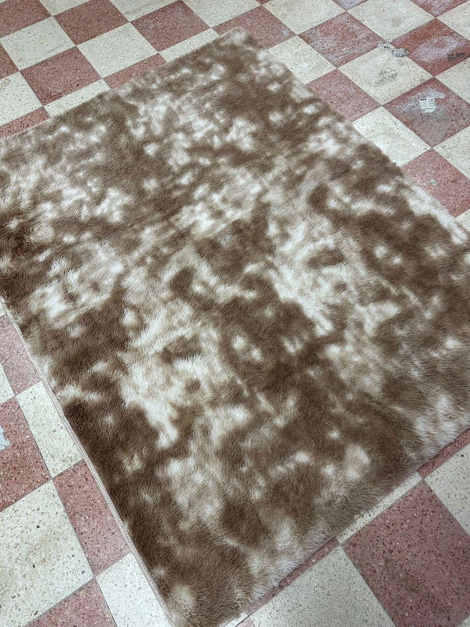 سجاد فرو نافر مرتب ✅متوفر مقاس160*200 والالوان المتبقيه من الحجم الصغير  بني بيج سكني 🙏🏻🙏🏻✅ارضيه مانع تزحلق حبيباتY Preview Image