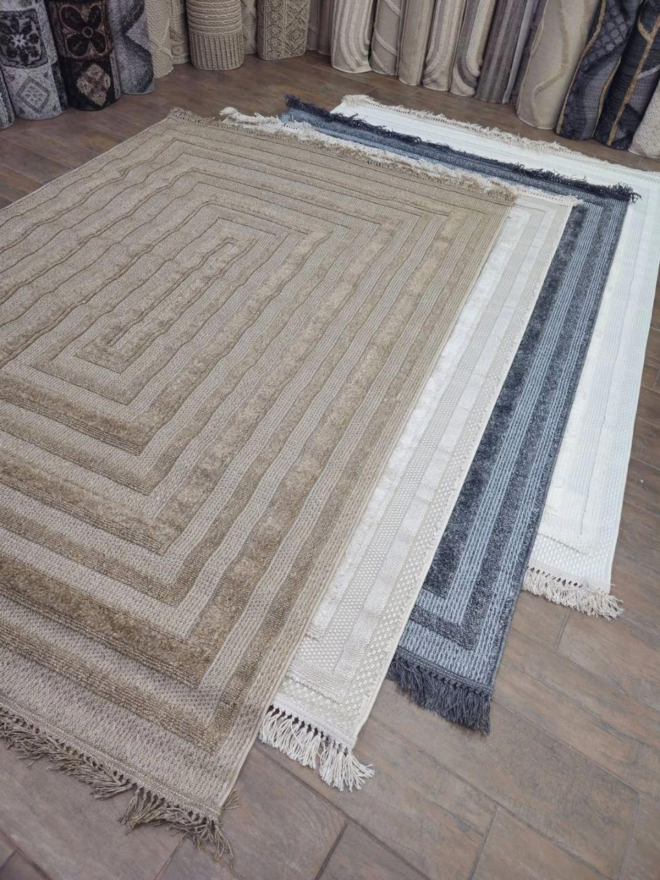 سجاد هندي ثقيل مميز بعدة الوان ومقاسات المميز متوفر الان 🤩🤩🤩 Preview Image