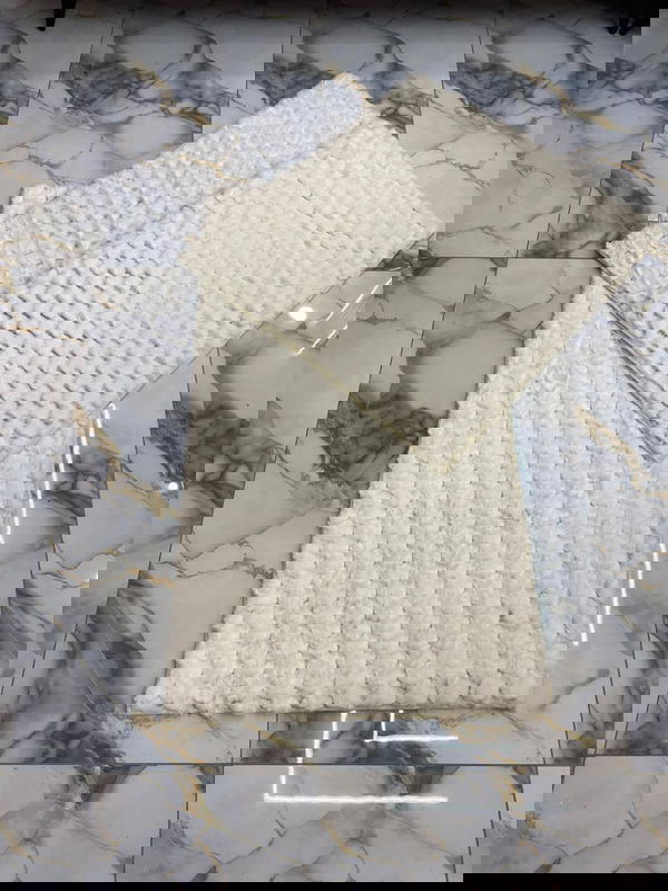 سجاد شتوي نقشة الترند خامة فرو الأرنب الشتوية الثقيلة  المميزة بأجمل الالوان العصرية  Image 5 Preview