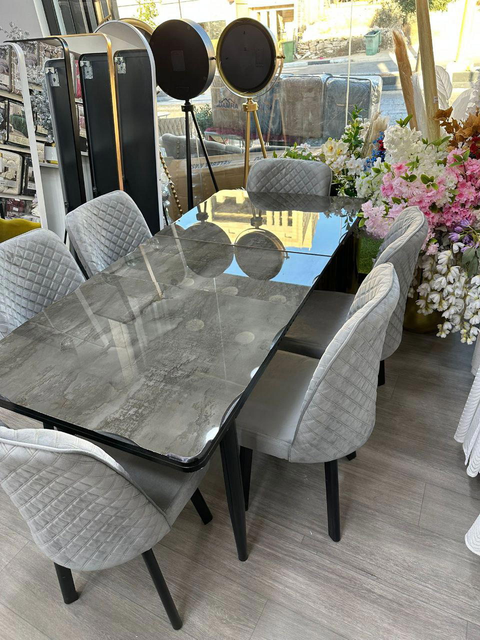 طاولة سفرة  Preview Image