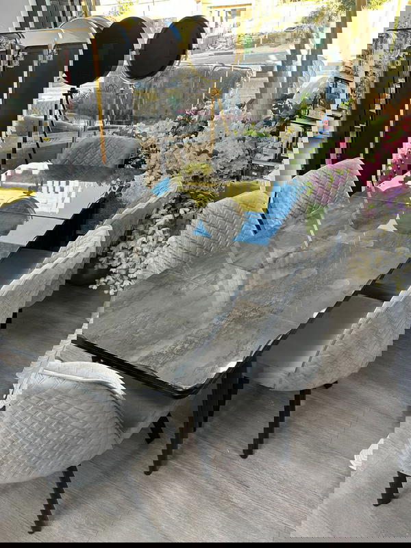 طاولة سفرة  Image 1 Preview