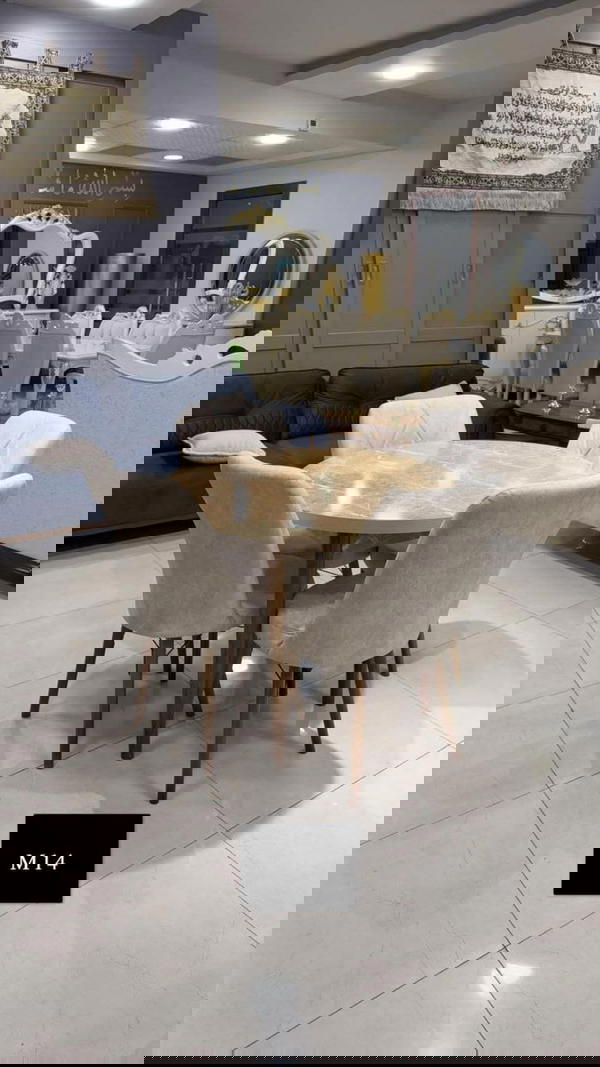 طاولة سفرة Image 2 Preview