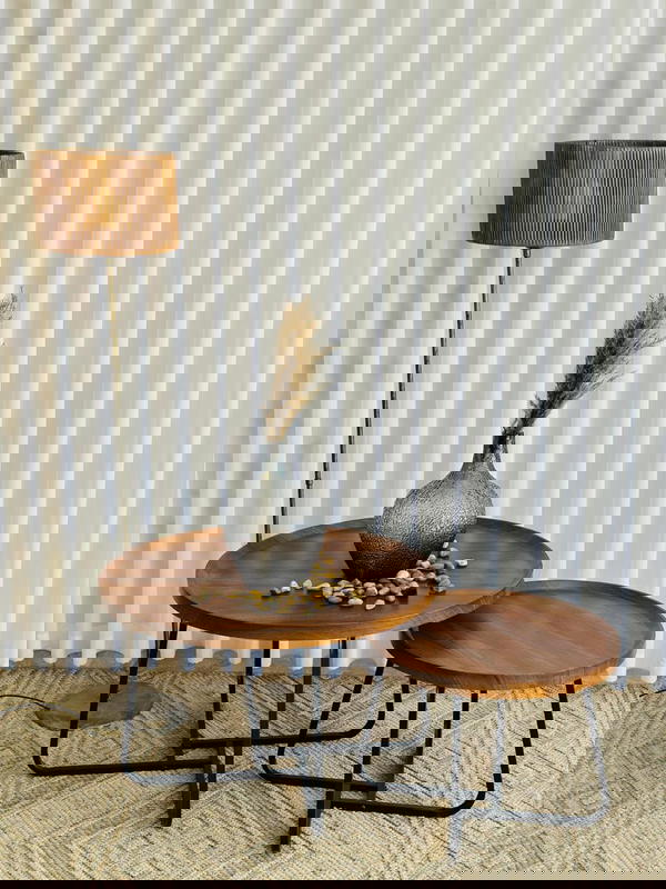 طاولة وسط قطعتين خشب صح و حديد تقيل قطر الكبيرة 70 قطر الصغيرة 50بعدة ألوان مميزة Image 1 Preview