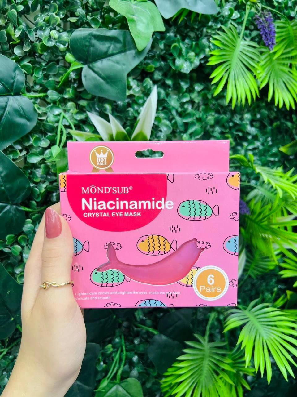 تشكيلة ماسكات شفايف وعيون  Preview Image