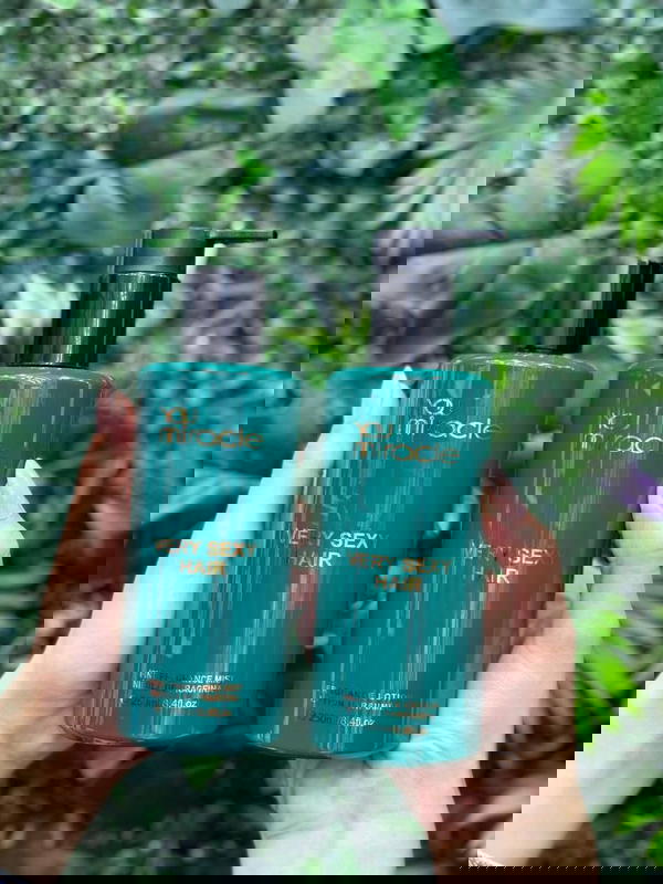 زيت للجسم روايح بتجنن وترطيب عالي  Image 3 Preview