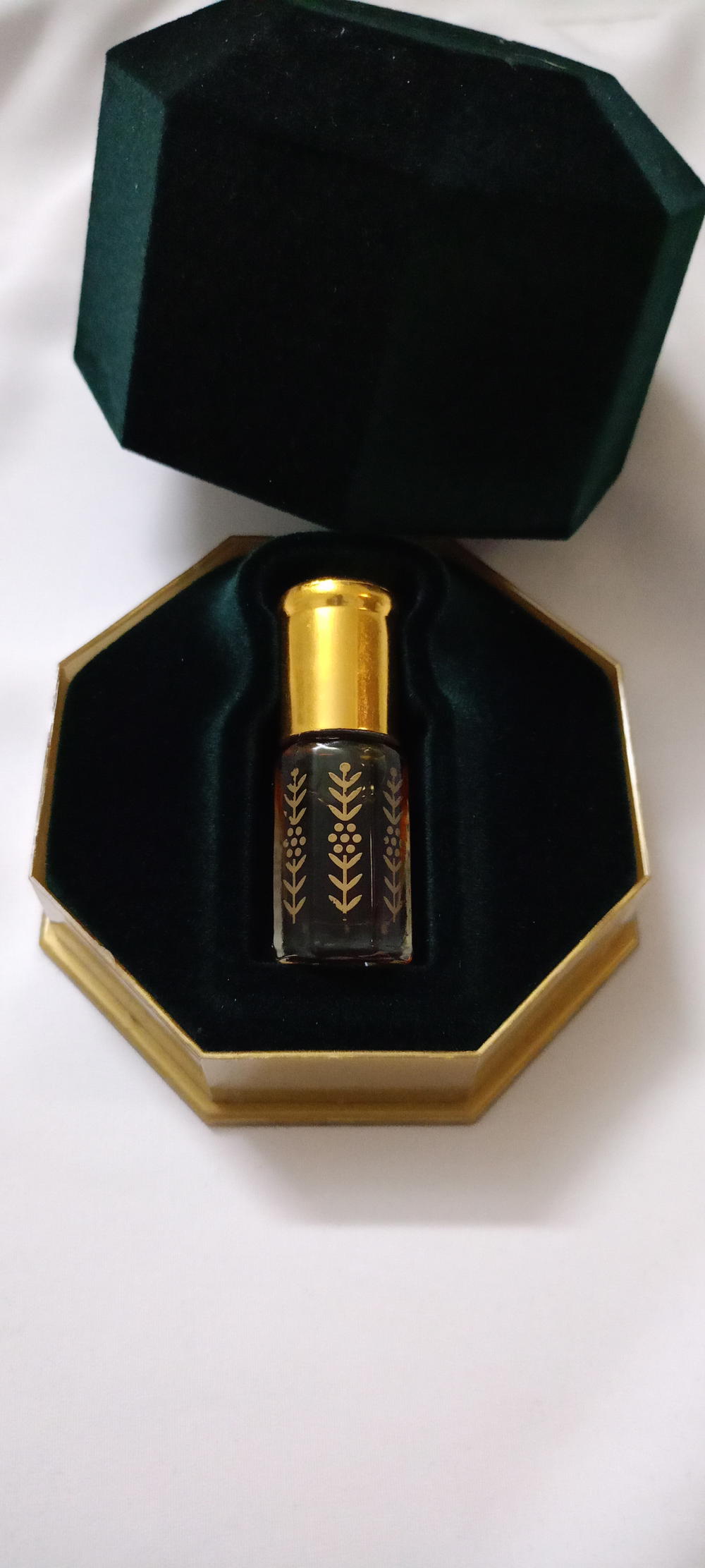 مخلط دهن عود ال 40 عام  Preview Image