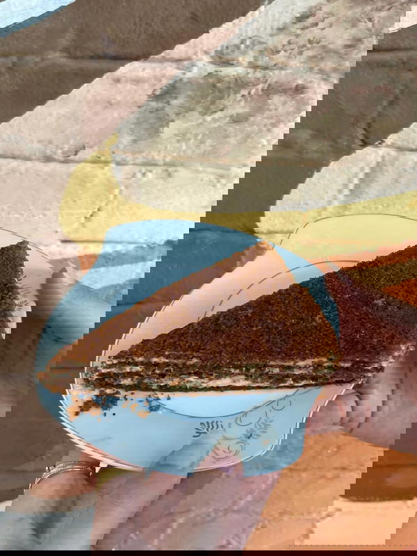 honey cake دقيق لوز Image 1 Preview