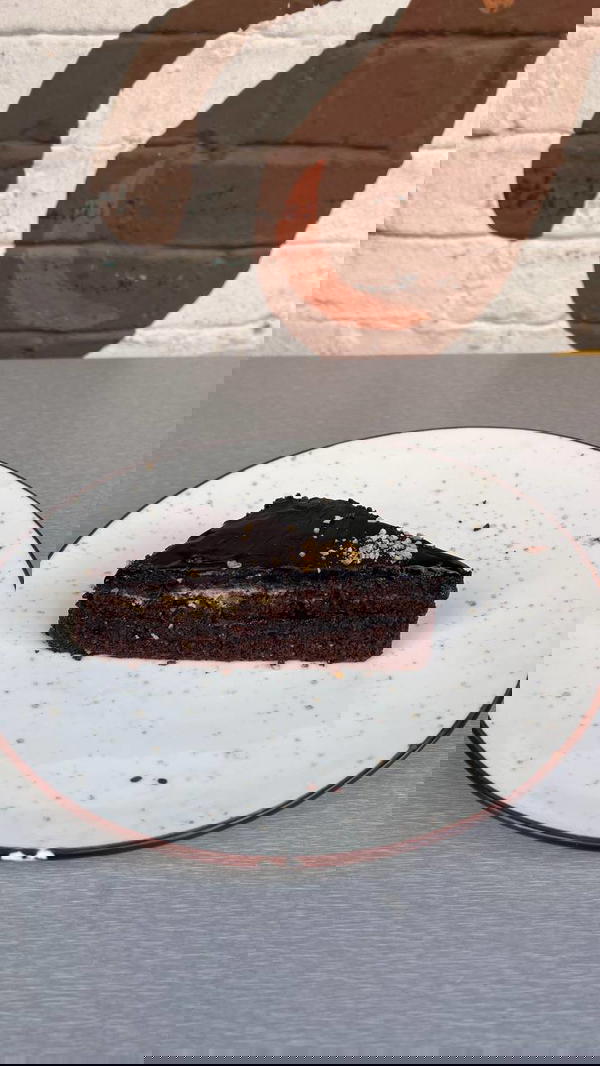 شوكلت كيك لوكارب بدقيق اللوز  Image 1 Preview