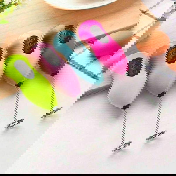 مضرب نسكافيه يدوي صغير الحجم يعمل بالحجاره اللون عشوائى Image 1 Preview
